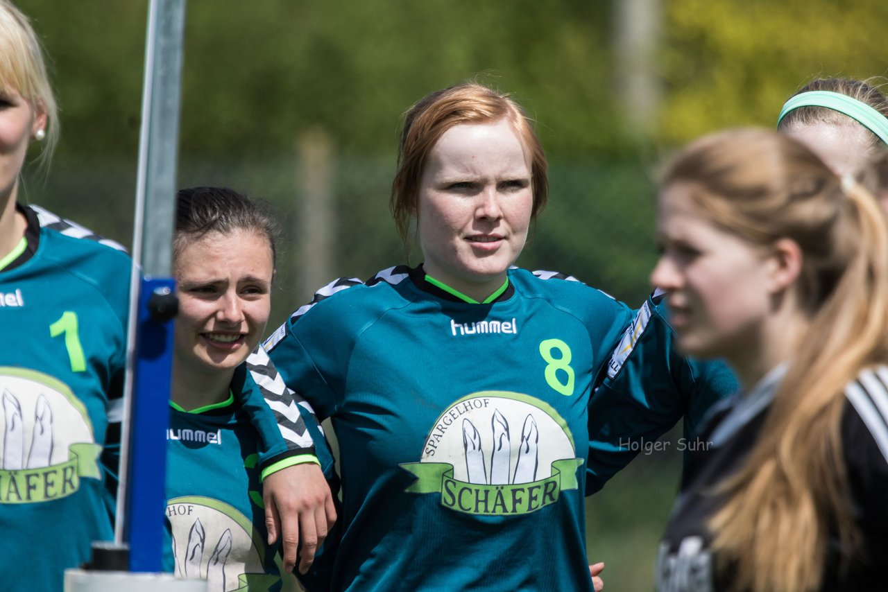 Bild 385 - Faustball Frauen Wiemersdorf